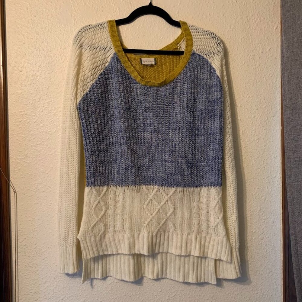 Fifty Street Lightweight Crew Knit Sweater - Size L